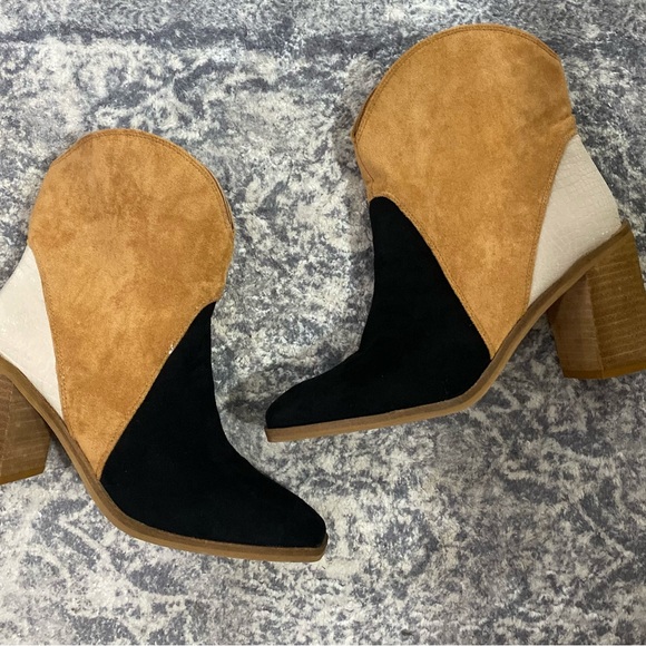 Coconuts by Matisse Shoes - ‼️SOLD‼️Color Block Booties